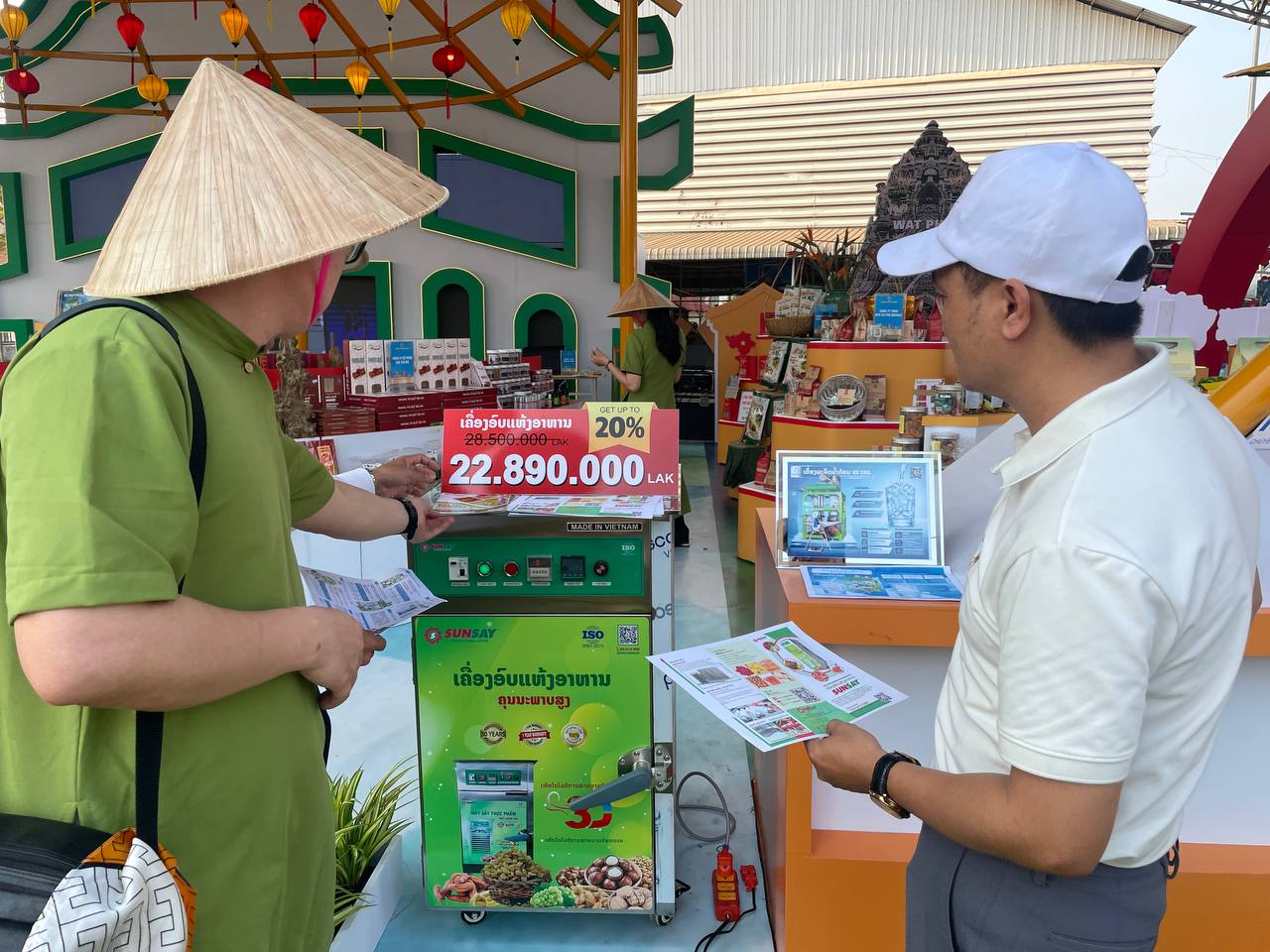 Kỹ Nghệ Xanh vinh dự góp mặt tại Hội chợ Thương mại, Du lịch năm 2026 tỉnh Champasak, cùng doanh nghiệp Đà Nẵng mở rộng kết nối giao thương tại thị trường Lào.